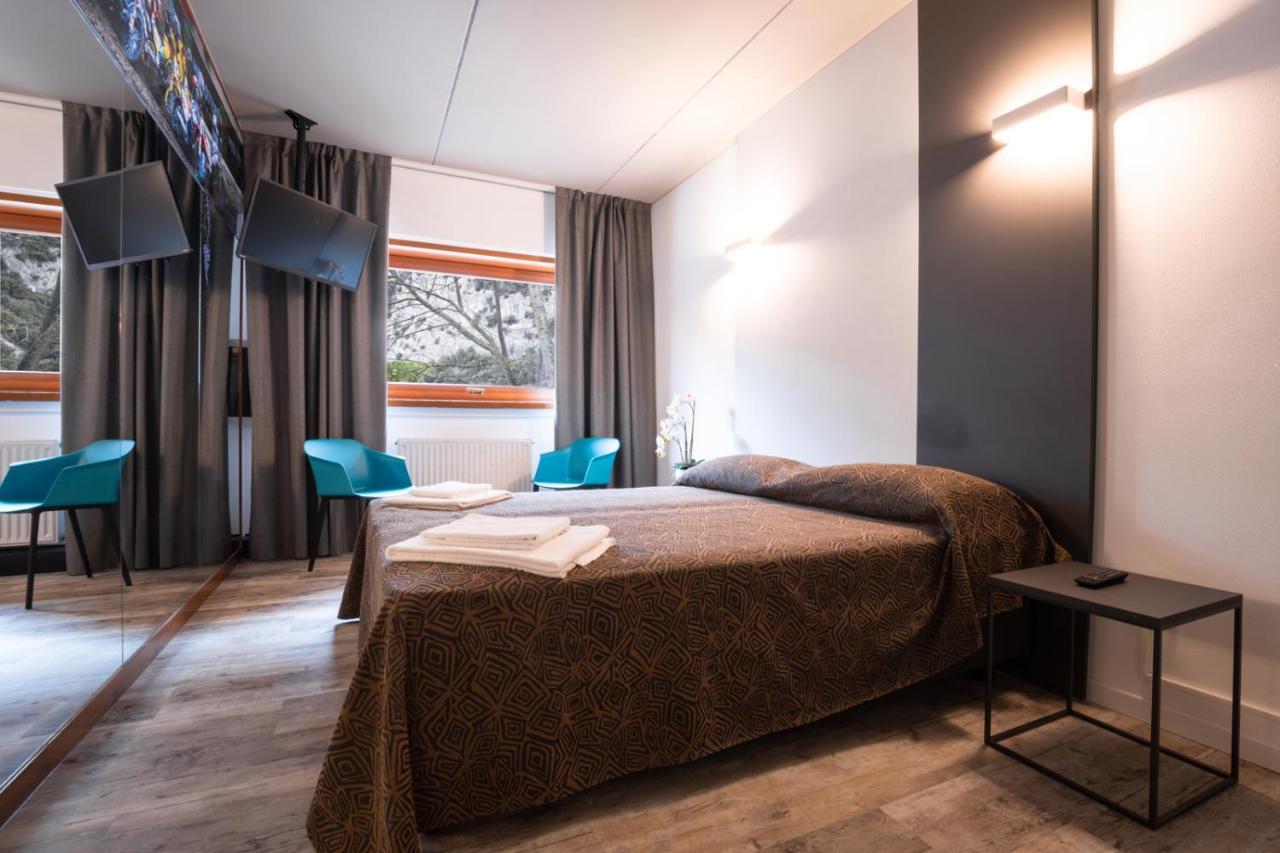 Hotel Ciclamino เปียตรามูราตา ภายนอก รูปภาพ