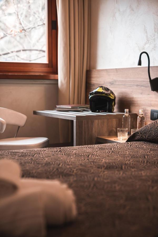Hotel Ciclamino เปียตรามูราตา ภายนอก รูปภาพ