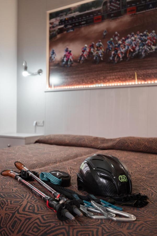 Hotel Ciclamino เปียตรามูราตา ภายนอก รูปภาพ
