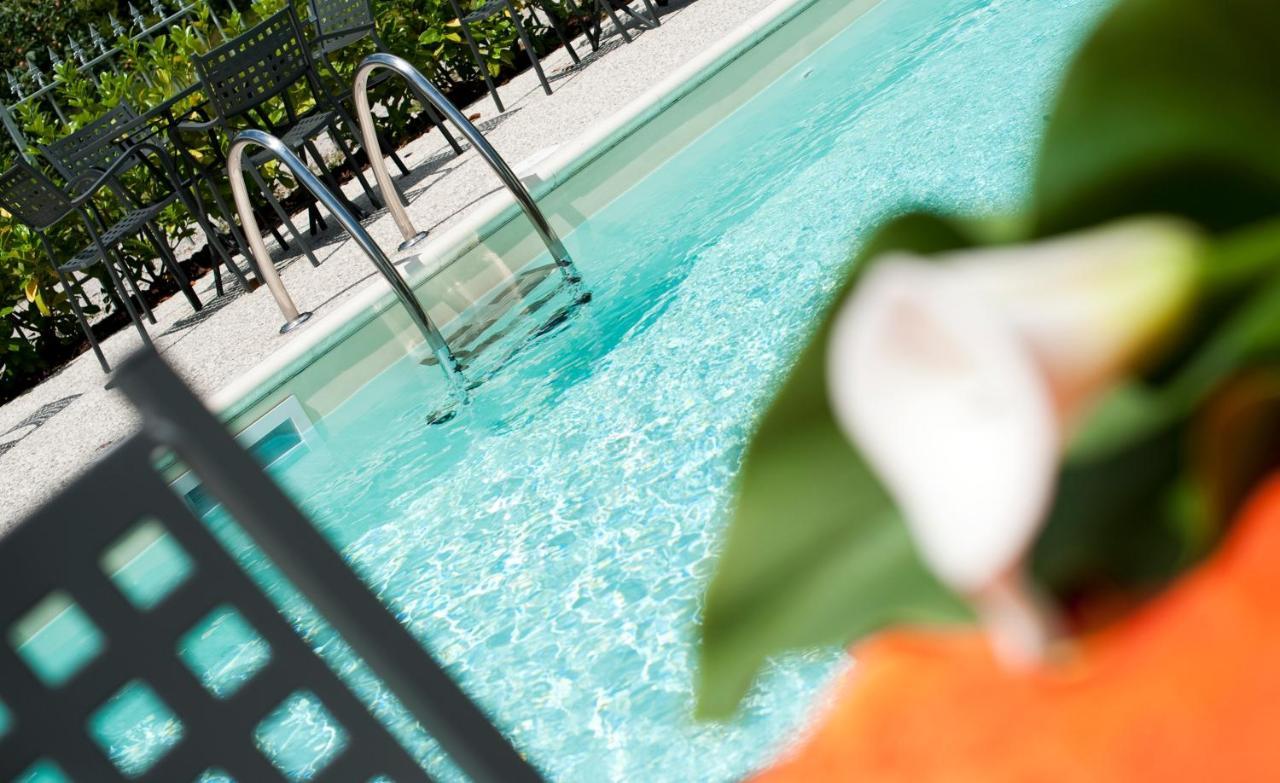 Hotel Ciclamino เปียตรามูราตา ภายนอก รูปภาพ