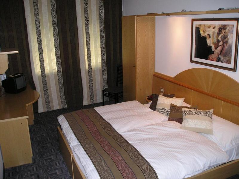 Hotel Ciclamino เปียตรามูราตา ภายนอก รูปภาพ